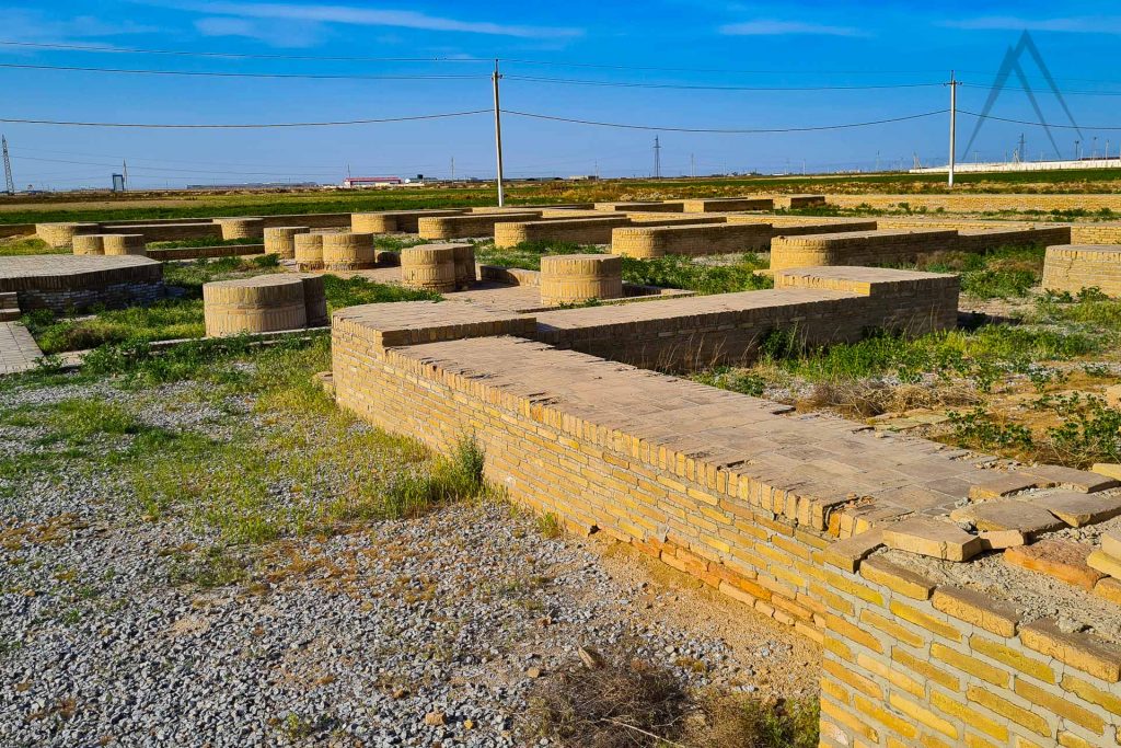 Rabat i Malik Caravanserai near Navoi